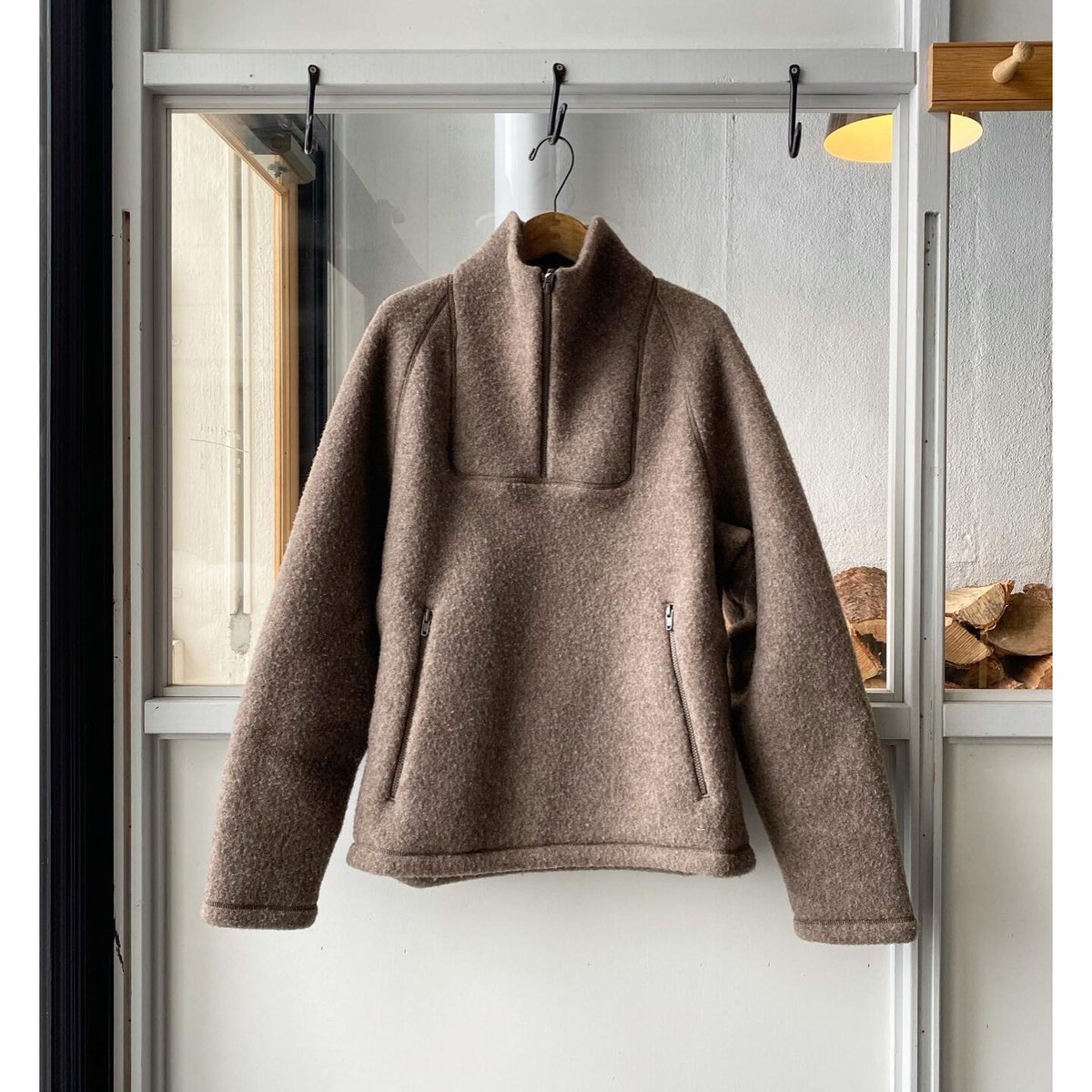 半額以下 YAECA [ UNISEX ] WOOLプルオーバー 11451 fit=scale-down,w=1200
