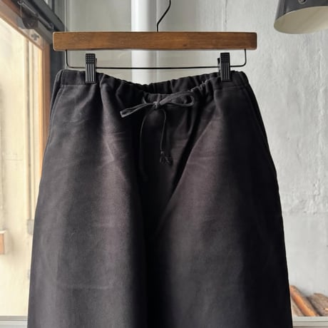 COMOLI　モールスキン ドローストリングパンツ