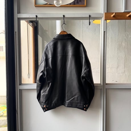 COMOLI　カーフスキン ジップショートジャケット
