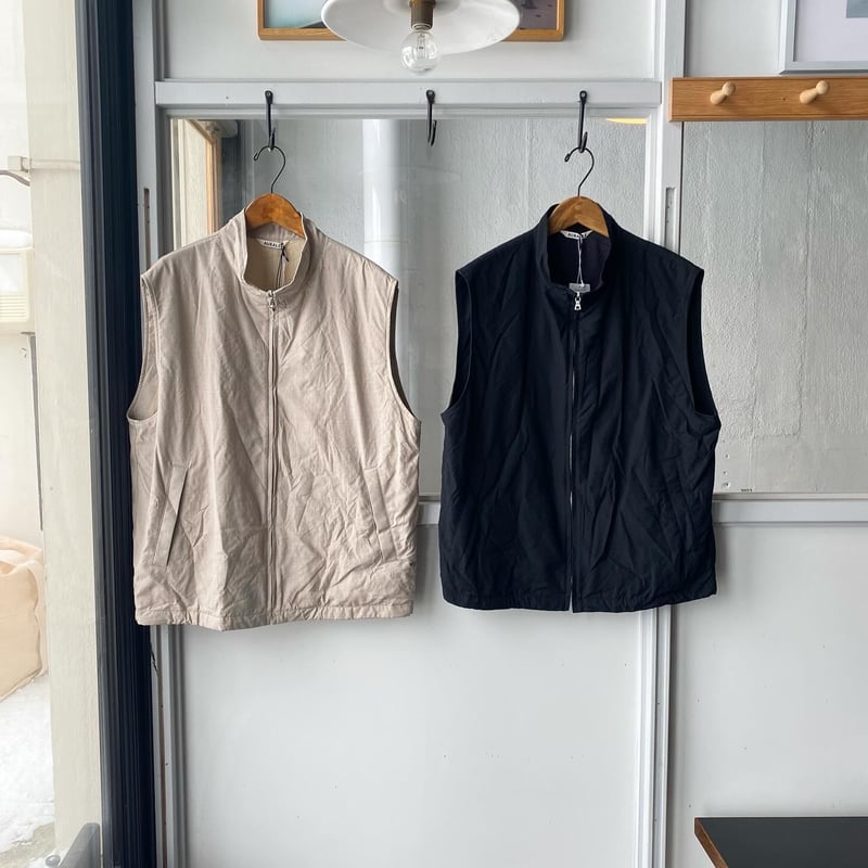 AURALEE HIGH COUNT WOOL POPLIN VEST | Less Hig