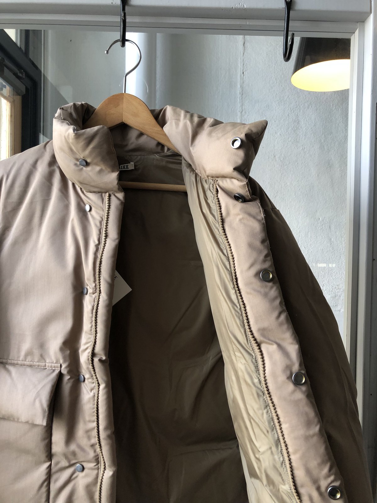 AURALEE LIGHT FINX POLYESTER DOWN JACKET (Wome AURALEE LIGHT FINX POLYESTER DOWN JACKET (Wome