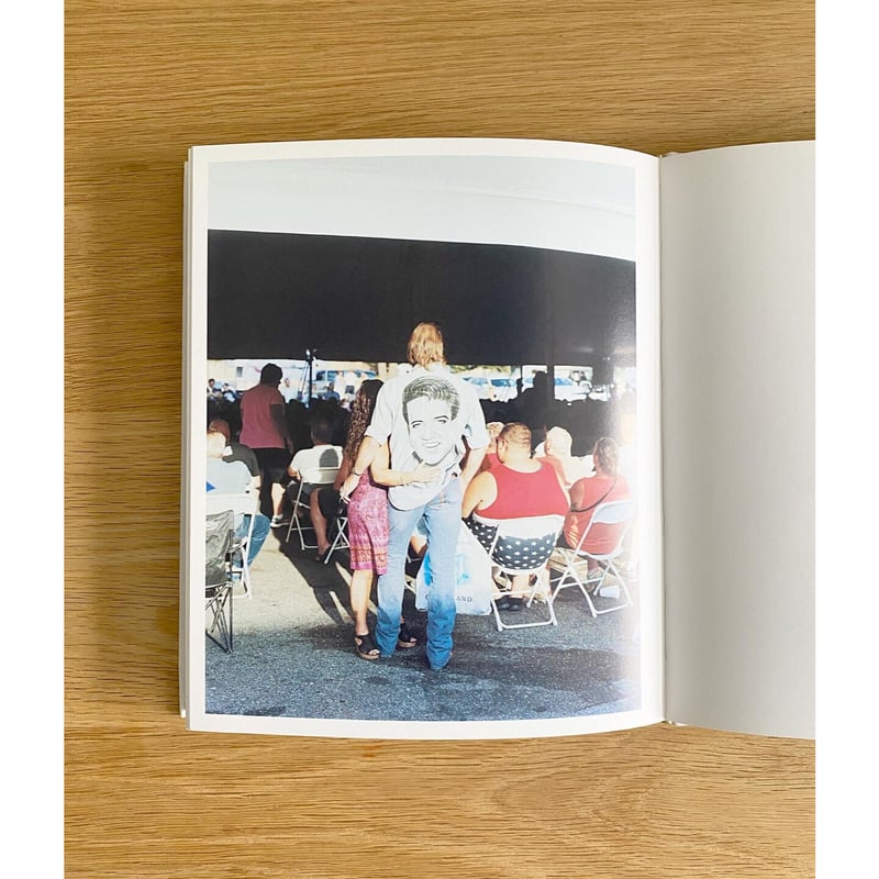 POOL　平野太呂　初版　帯付き　Taro Hirano 初版】POOL 平野太呂 写真集 TARO HIRANO - メルカリ