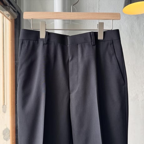AURALEE　LIGHT WOOL MAX GABARDINE SLACKS