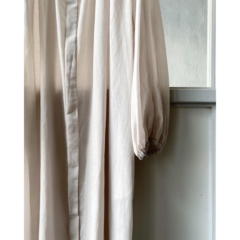 fruits of life ギャザーワンピース/小町鼠色(グレージュ