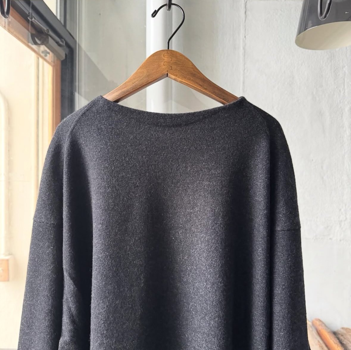 COMOLI カシミヤ コモリニット | Less Higashikawa