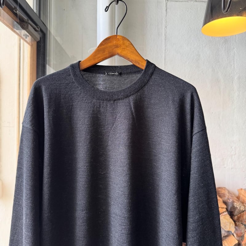 COMOLI ウール クルーネックニット ネイビー COMOLI ウール クルーネックニット | Less Higashikawa