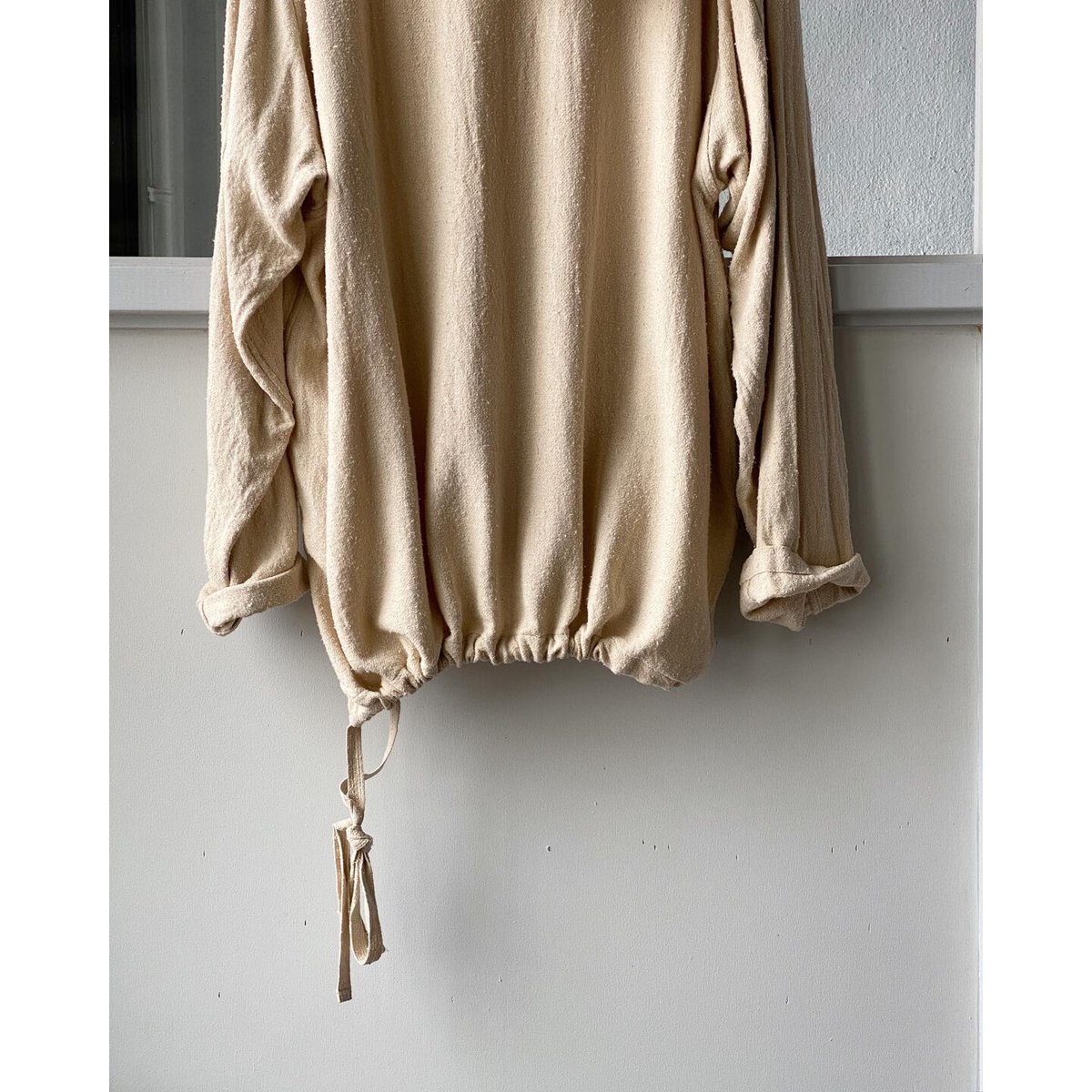 COMOLI シルクネップ ビエラ パーカー | Less Higashikawa COMOLI シルクネップ ビエラ パーカー | Less Higashikawa