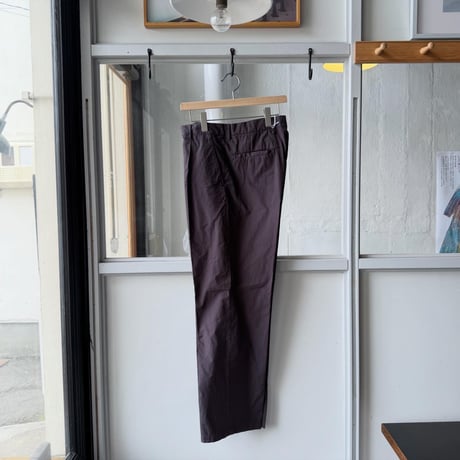 AURALEE　GARMENT-DYED FINX SHUTTLE WEATHER ONE-TUCK SLACKS