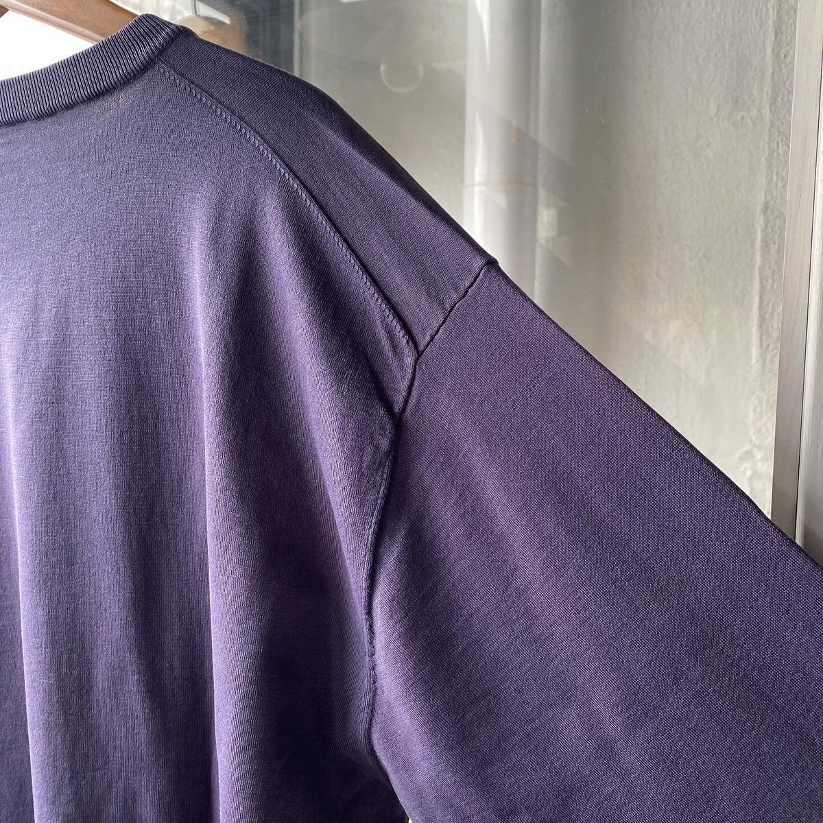 COMOLI 18G クルーネックニット | Less Higashikawa COMOLI 18G クルーネックニット | Less Higashikawa