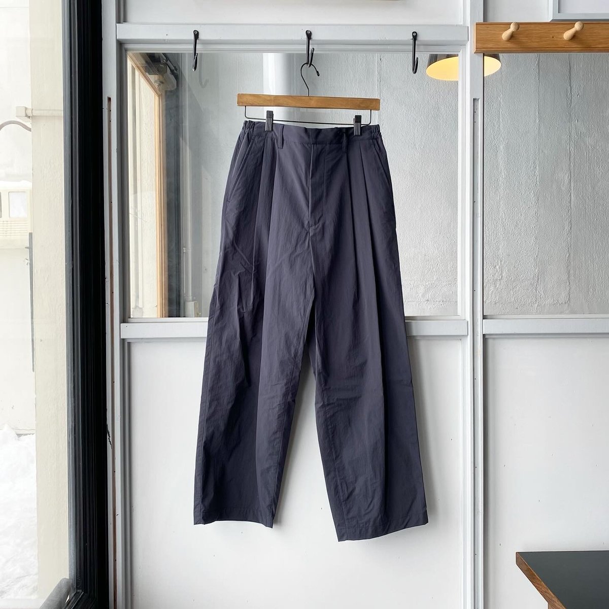 ssstein WINDPROOF NYLON WIDE EASY TROUSERS -