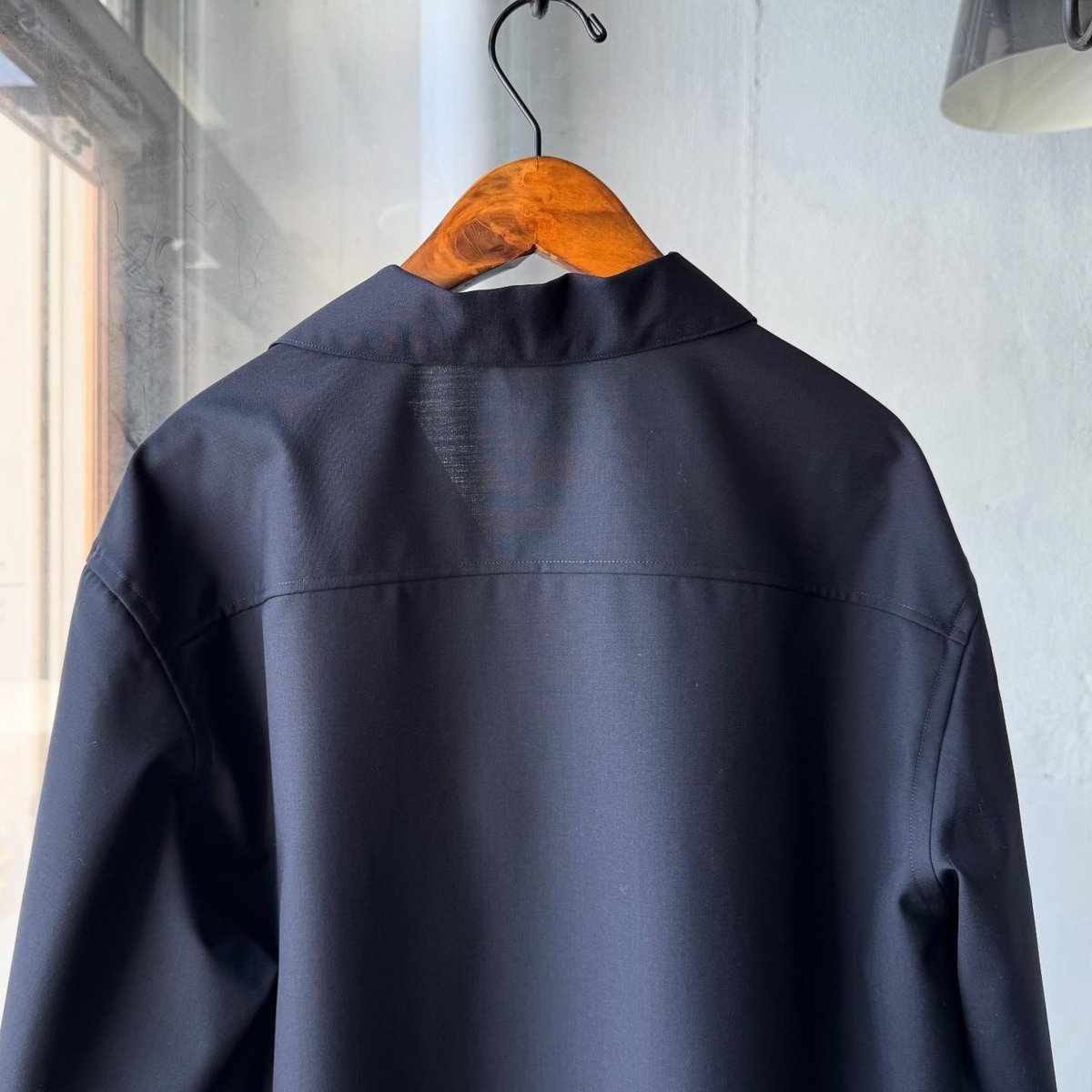 AURALEE　SUPER FINE TROPICAL WOOL SHIRT Super Fine Tropical Wool Shirt – La Garçonne