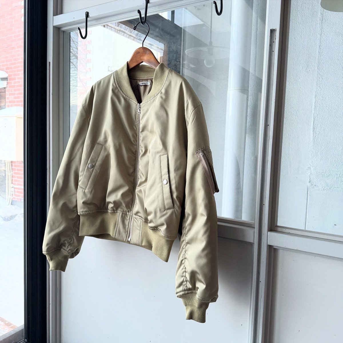 AURALEE HIGH DENSITY SILK TWILL FLIGHT BLOUSON AURALEE HIGH DENSITY SILK TWILL FLIGHT BLOUSON