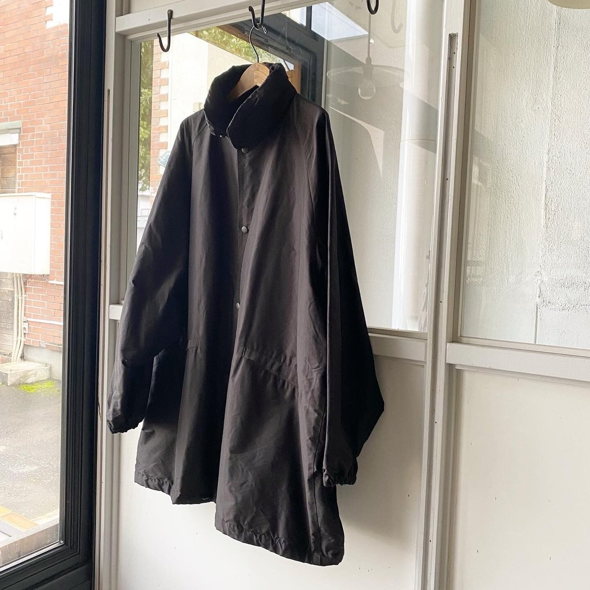 COMOLIコットンフーデットコート COTTON FOODED COAT COMOLI / コットンフーデッドコート (NAVY) - TROUPE ONLINE