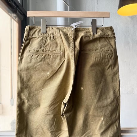 AURALEE　GARMENT-DYED FINX LIGHT CHINO PANTS