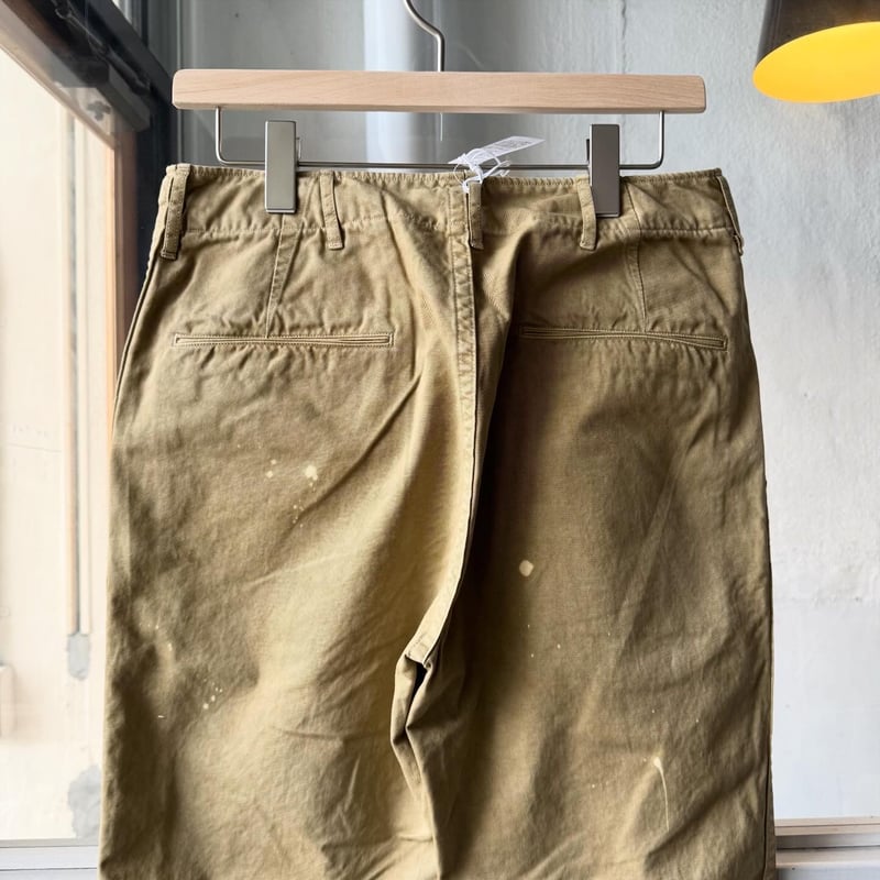 AURALEE GARMENT-DYED FINX LIGHT CHINO PANTS | L