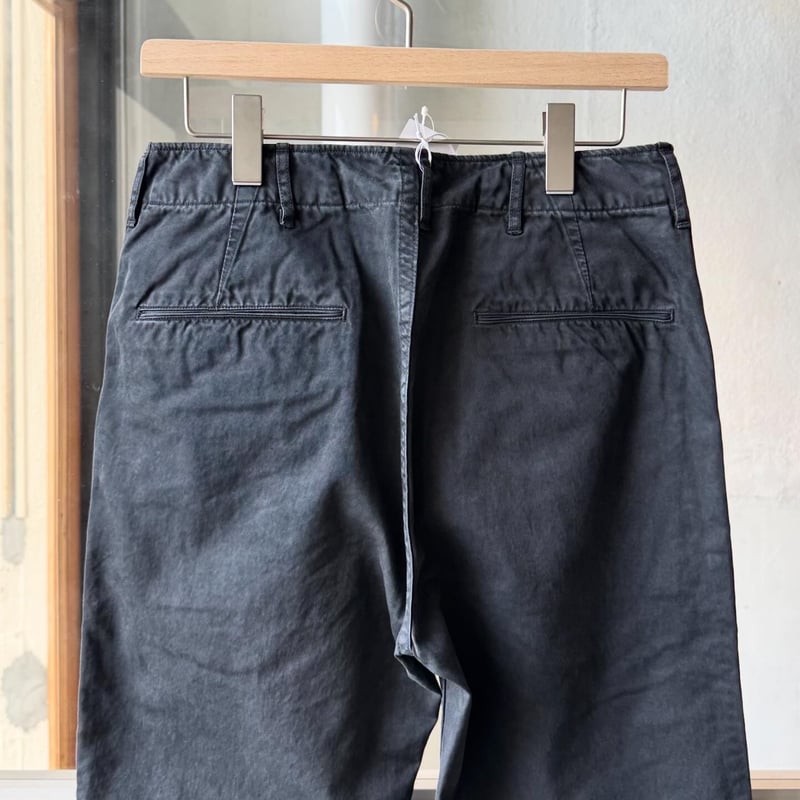 AURALEE GARMENT-DYED FINX LIGHT CHINO PANTS | L