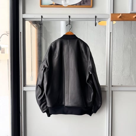 COMOLI　カーフスキン ジップブルゾン