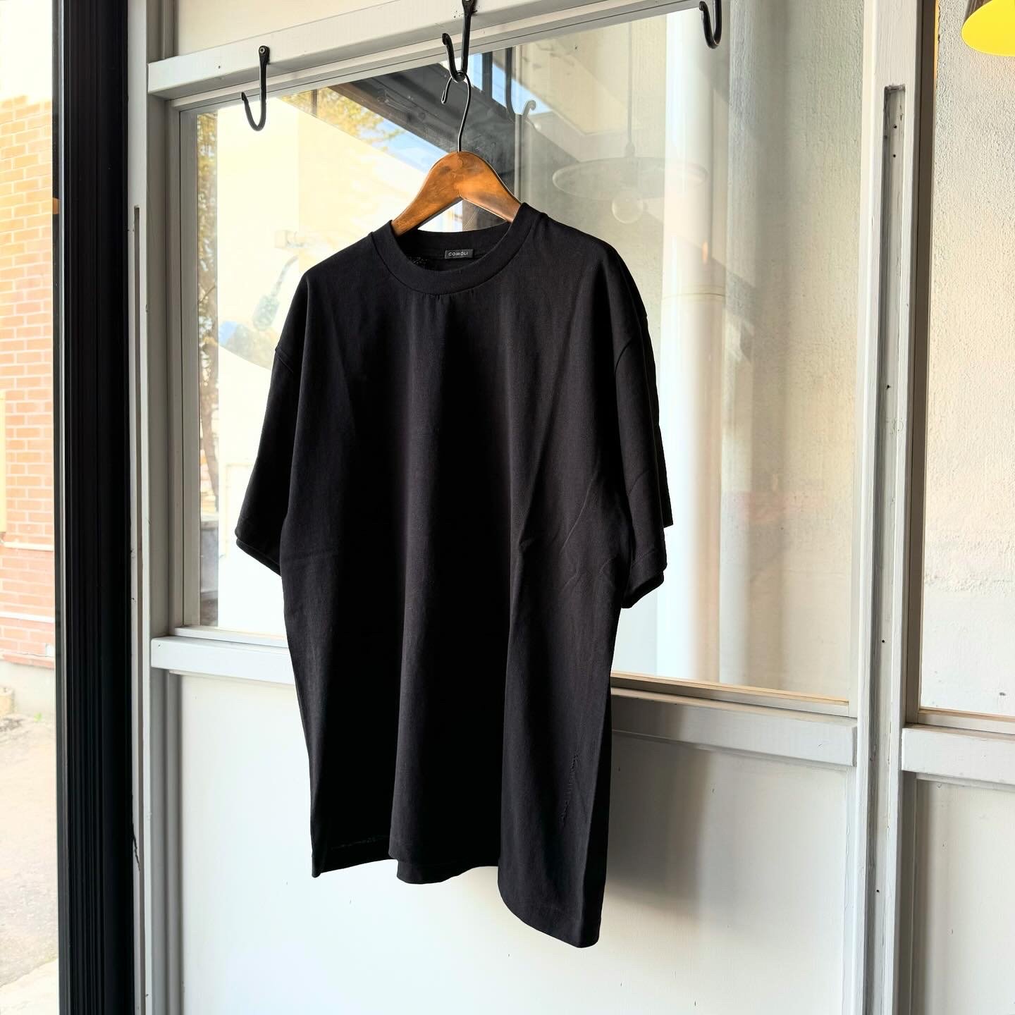 COMOLI コットンジャージ 半袖Tシャツ | Less Higashikawa