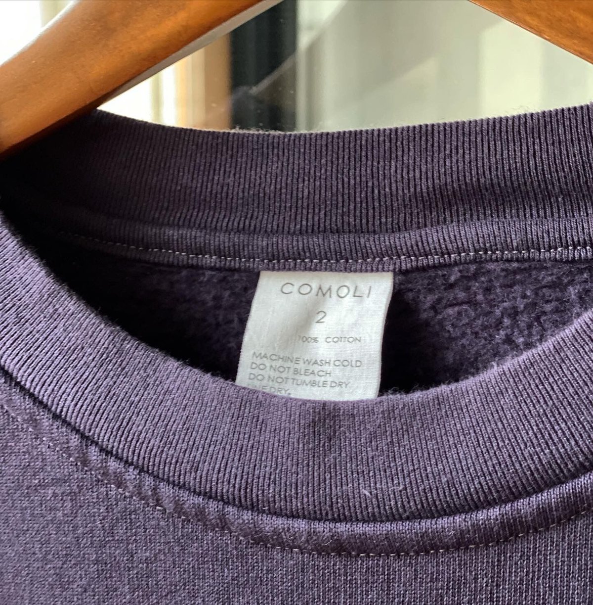 COMOLI コットン吊裏毛 クルーネック FADE NAVY | Less Higas COMOLI コットン吊裏毛 クルーネック FADE NAVY | Less Higas