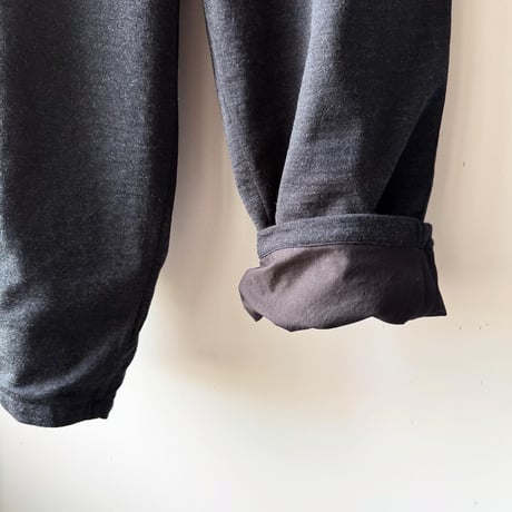 COMOLI　ウール ニット テーパードパンツ