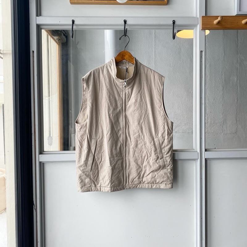 AURALEE HIGH COUNT WOOL POPLIN VEST | Less Hig