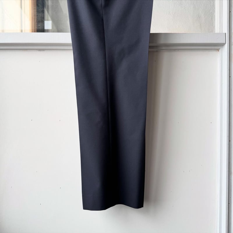 AURALEE SUPER FINE TROPICAL WOOL SLACKS | Less