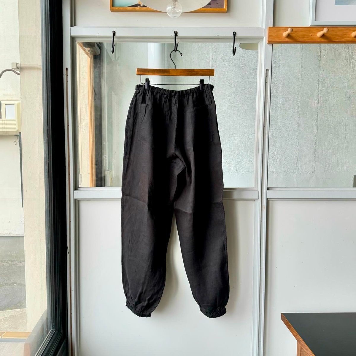 COMOLI PIN HEAD パンツ 10201430_6350dcf396a4b.jpg