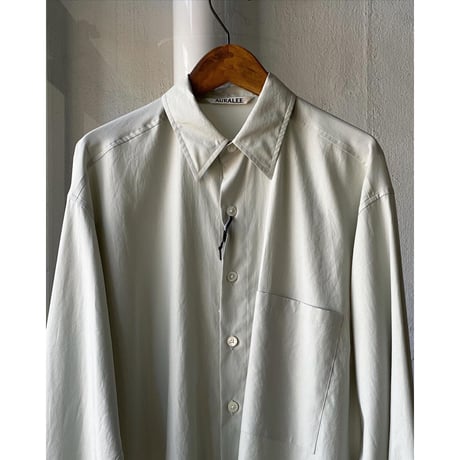 AURALEE  　WASHED FINX TWILL BIG SHIRTS