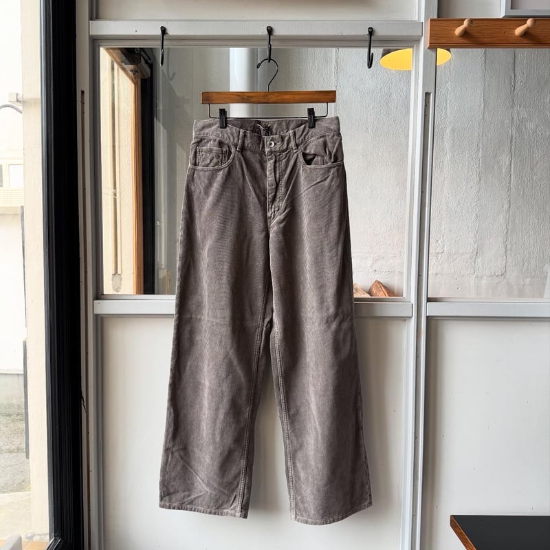 サイズ3 AURALEE PIGMENT DYED CORDUROY PANTS サイズ3 AURALEE PIGMENT DYED CORDUROY PANTS