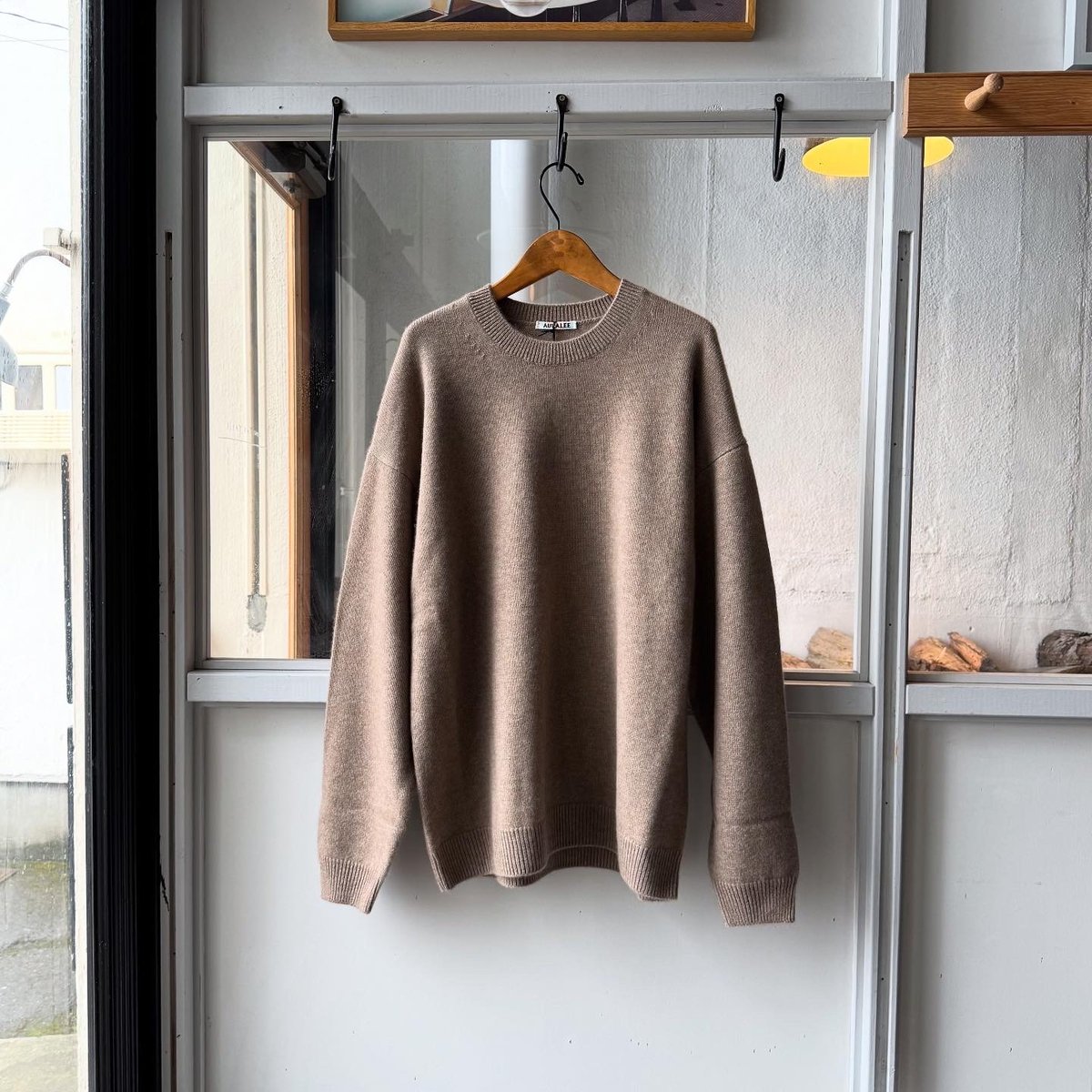 AURALEE BABY CASHMERE KNITベージュ サイズ3 Auralee Baby Cashmere Knit Pull Over in Natural Brown Curated at
