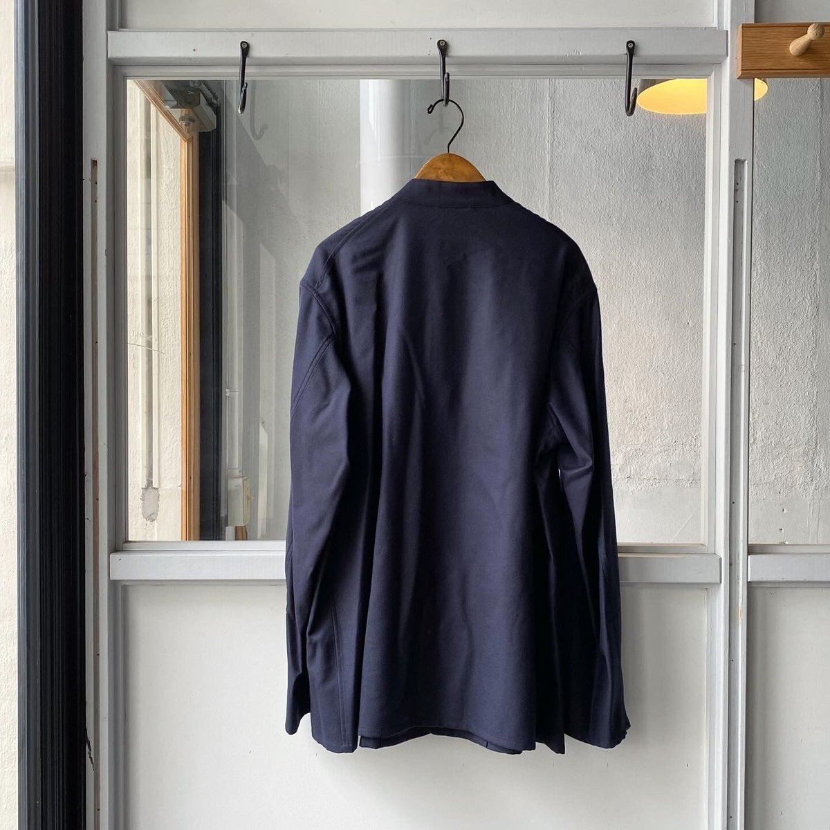 COMOLI ウールフラノ スタンドカラージャケット | Less Higashikawa