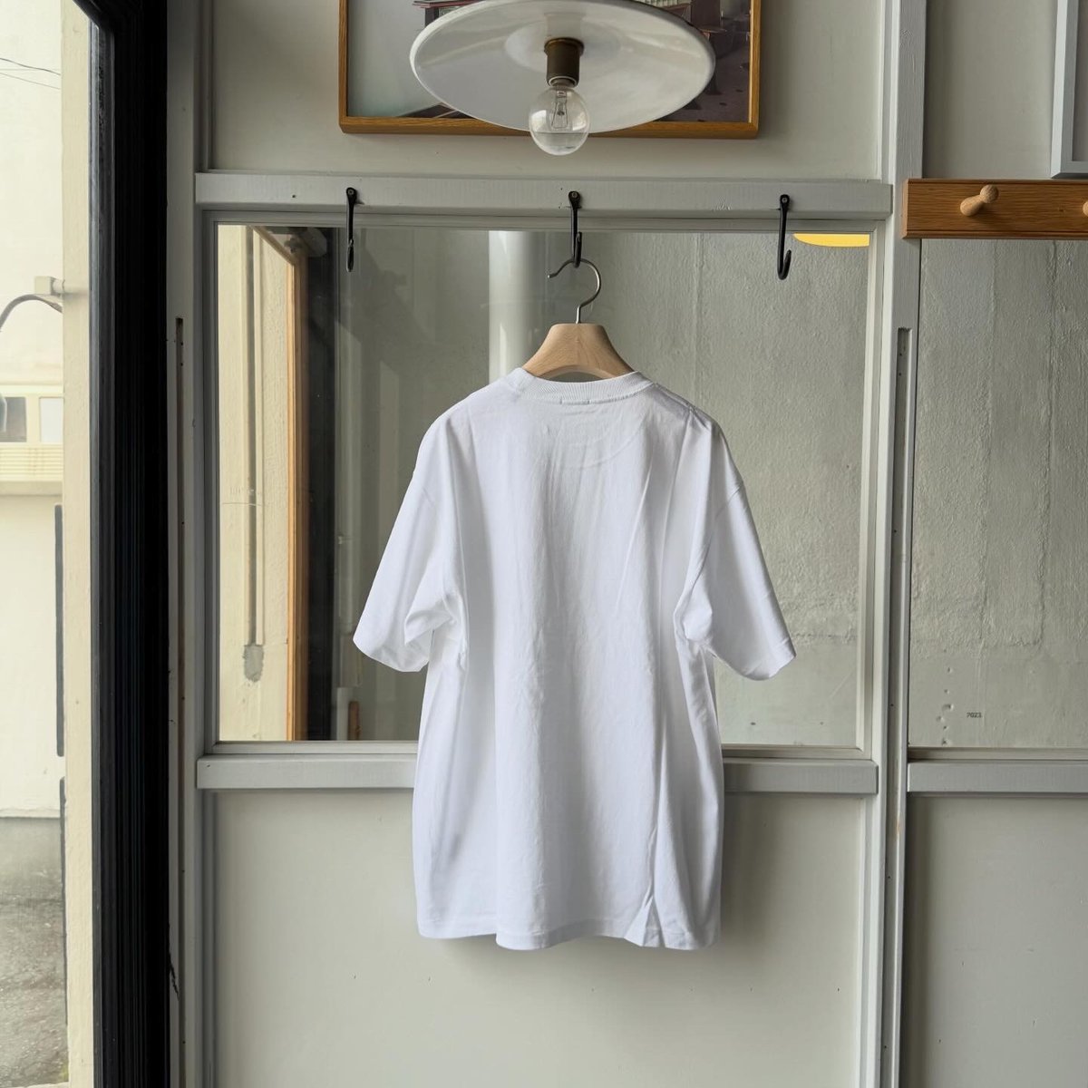 COMOLI コットンジャージ 半袖Tシャツ | Less Higashikawa