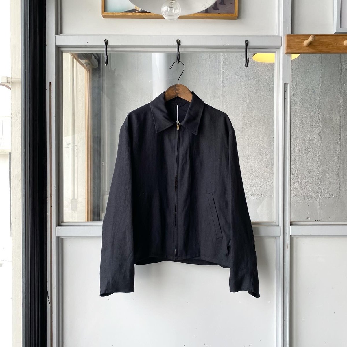 COMOLI カナパ ジップショートジャケット | Less Higashikawa COMOLI カナパ ジップショートジャケット | Less Higashikawa