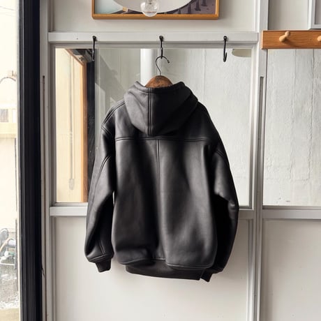 COMOLI　シープスキン ジップパーカ