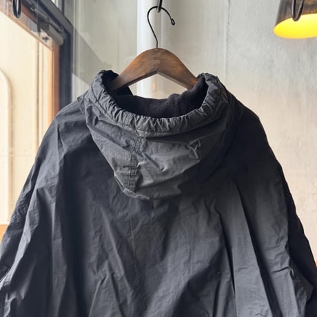 COMOLI　コットンナイロン ジップパーカ