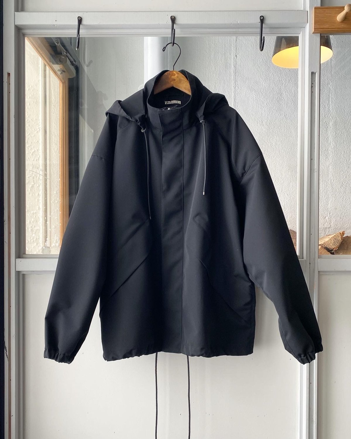 AURALEE WOOL MAX CANVAS HOODED BLOUSON | Less