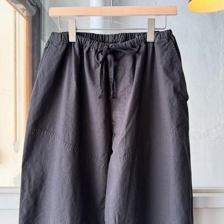 COMOLI　コットンリップ ハンティングパンツ