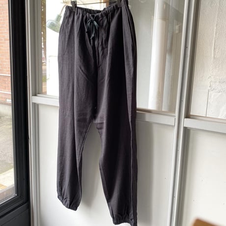 COMOLI　ウールビエラ ドローストリングパンツ
