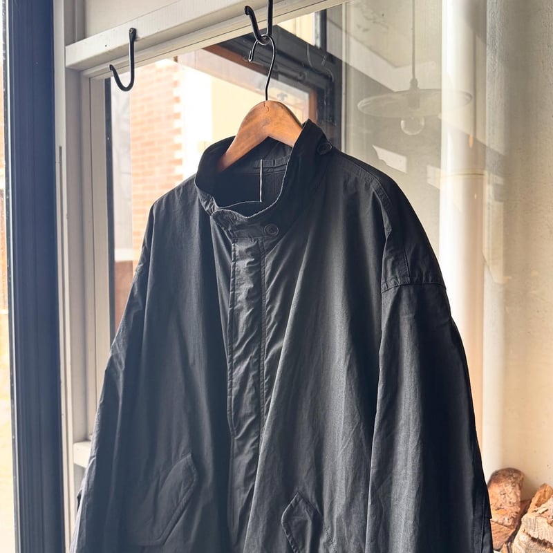 COMOLI コットンナイロン ミリタリーフーデッドコート | Less Higashikawa