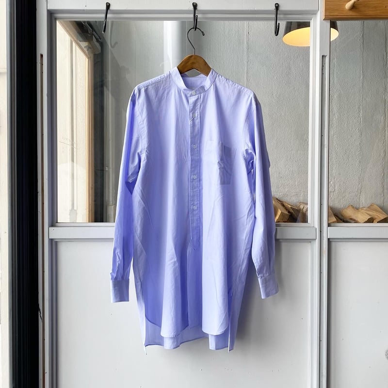 COMOLI バンドカラーシャツ | Less Higashikawa
