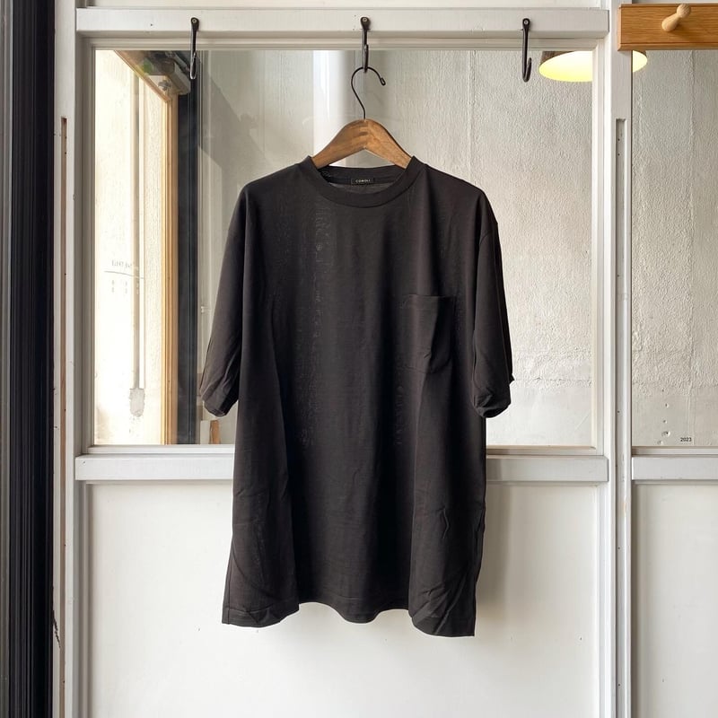 COMOLI サマーウール天竺 Tシャツ | Less Higashikawa COMOLI サマーウール天竺 Tシャツ | Less Higashikawa