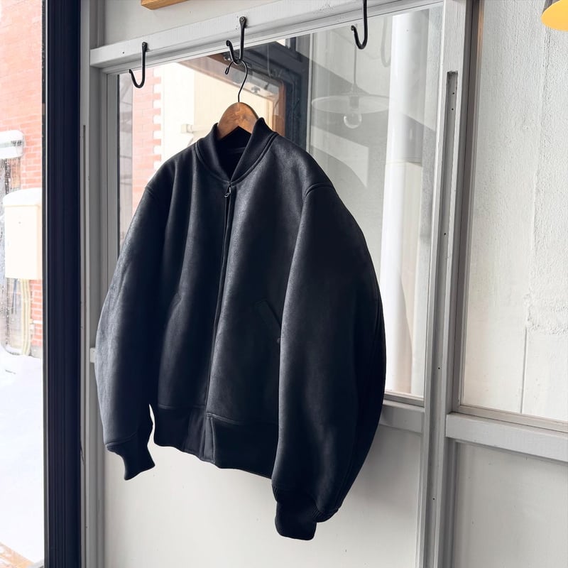 COMOLI シープスキン ジップブルゾン | Less Higashikawa