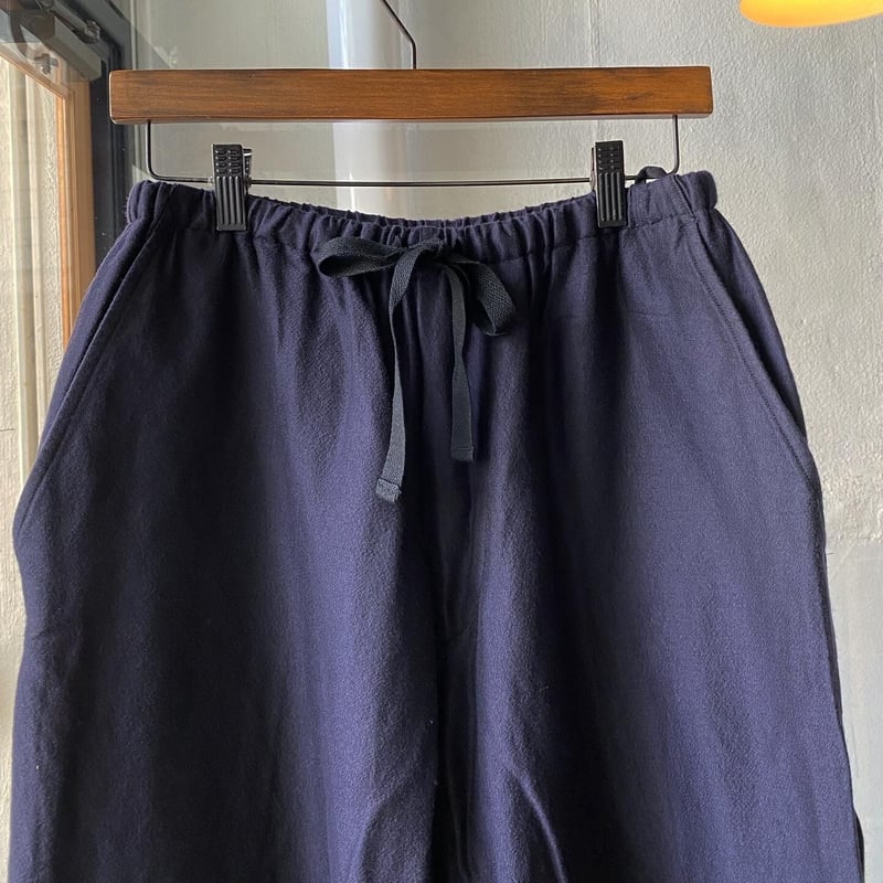COMOLI ウールシルク ドローストリングパンツ | Less Higashikawa COMOLI ウールシルク ドローストリングパンツ | Less Higashikawa