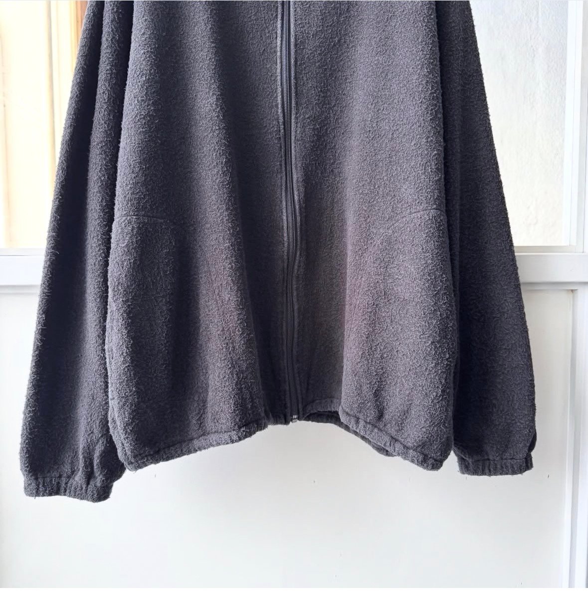 COMOLI フリース ジップジャケット | Less Higashikawa