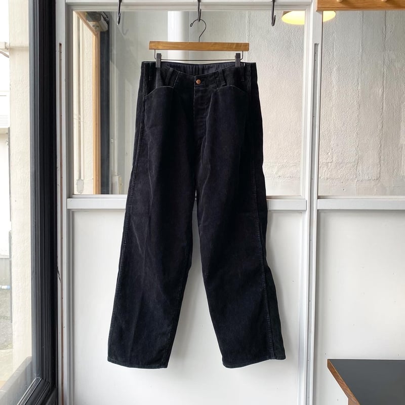 【サラウンド】COMOLI コーデュロイワークパンツ 23AW サイズ2 COMOLI コーデュロイ ワークパンツ | 大阪心斎橋のメンズ洋服の