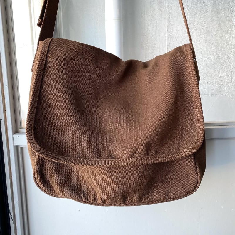 COMOLI ヘンプダックショルダーバッグ | Less Higashikawa COMOLI ヘンプダックショルダーバッグ | Less Higashikawa