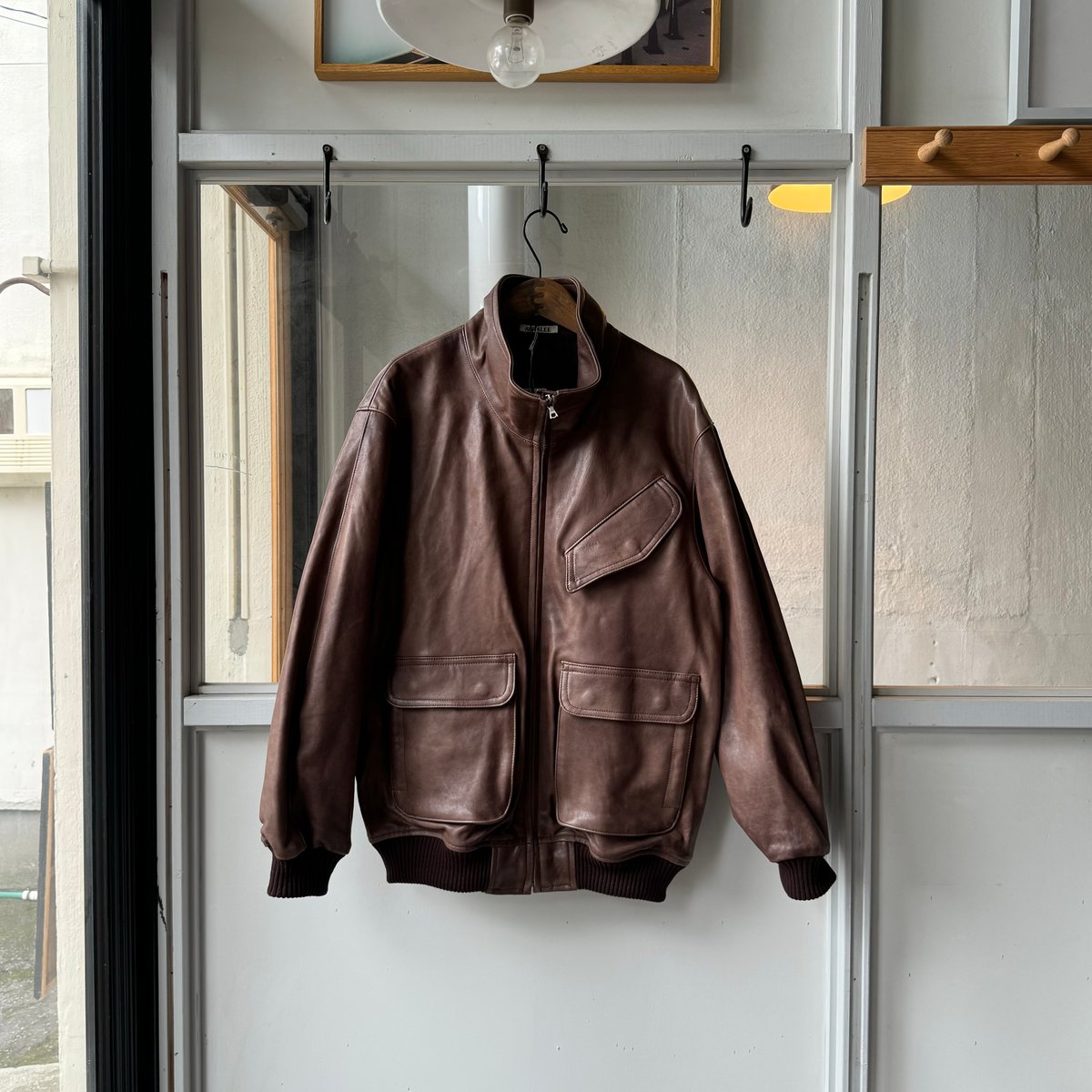 AURALEE HEAVY LAMB LEATHER ZIP BLOUSON | Less AURALEE HEAVY LAMB LEATHER ZIP BLOUSON | Less
