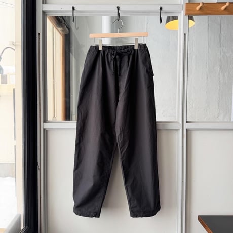 COMOLI　コットンリップ ハンティングパンツ