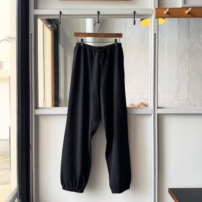 COMOLI ウールニット パンツ | Less Higashikawa