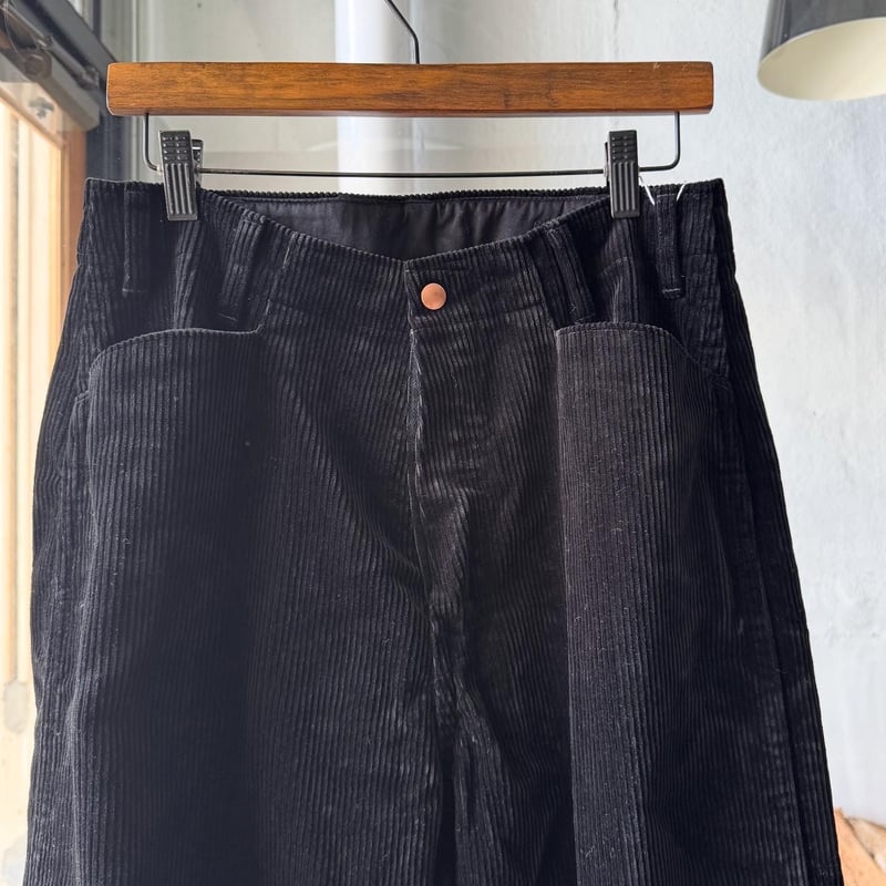 comoli 25aw コーデュロイワークパンツBLACK COMOLI】コーデュロイ ワークパンツのご紹介 – TIME AFTER TIME